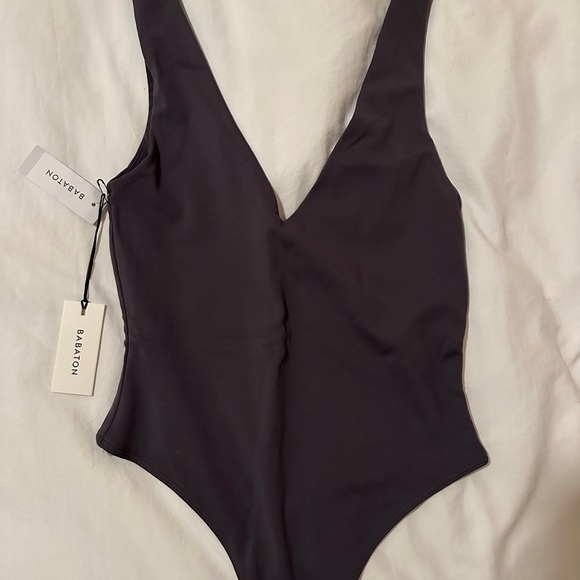 Aritzia Tops - Aritzia Bodysuit